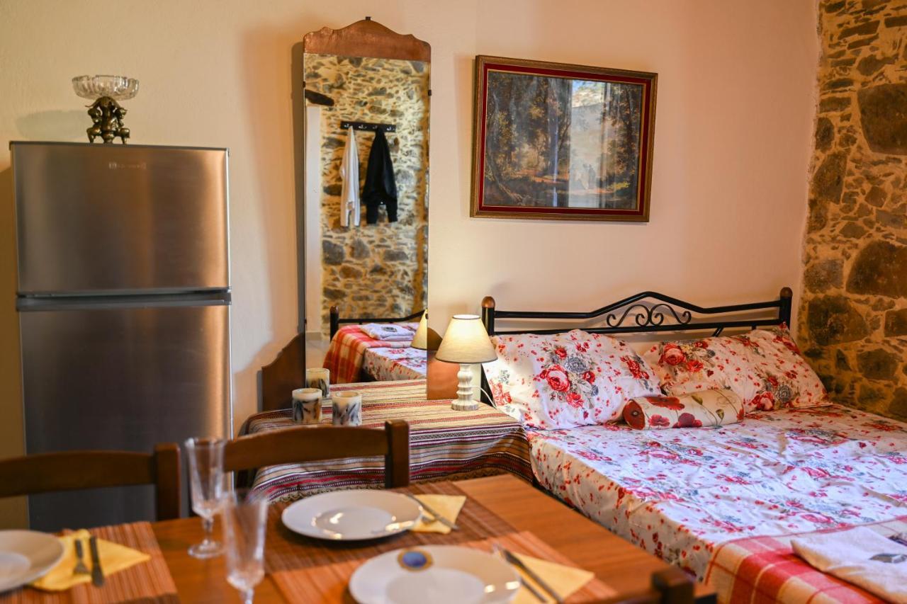 Stone House For Relaxation In Elos Kissamos Ngoại thất bức ảnh